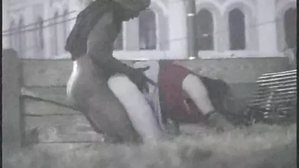 Aceste obraznic pizde goale poze bătrâni și adolescenti lesbiene merge adânc în limba