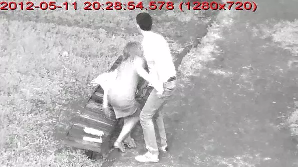Yui Hatano devine imagini cu pizda doi cocoși pentru a sparge strâns găuri
