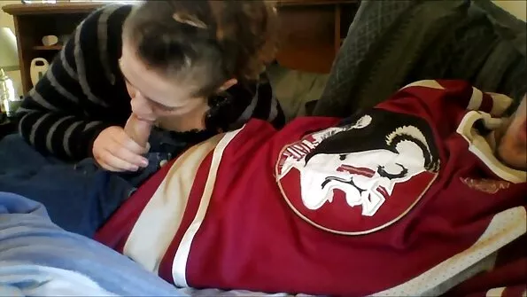 Twink Cum Puroi poze cu păsărici