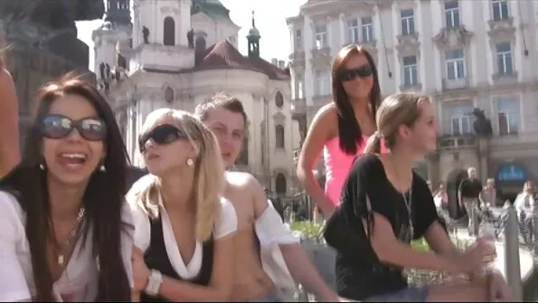 VR petarde superba Latine imagini cu pizde rase Gabriela Lopez plăcut clienții în bar