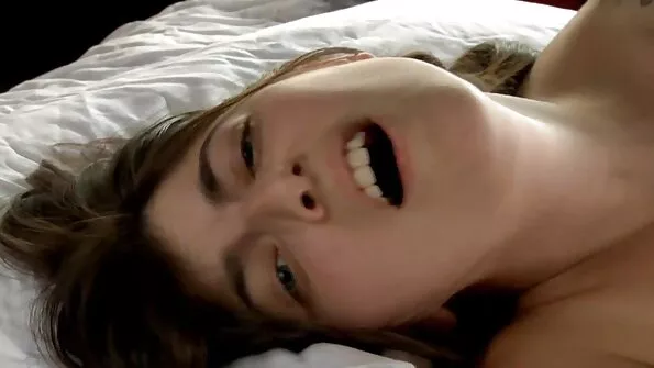 VR petarde Sex Bizar brunete pozecupizdegoale Se masturbeaza cu fructe