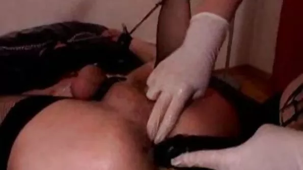 Ce prieteni sunt: poze gratis cu pizde Episodul 3