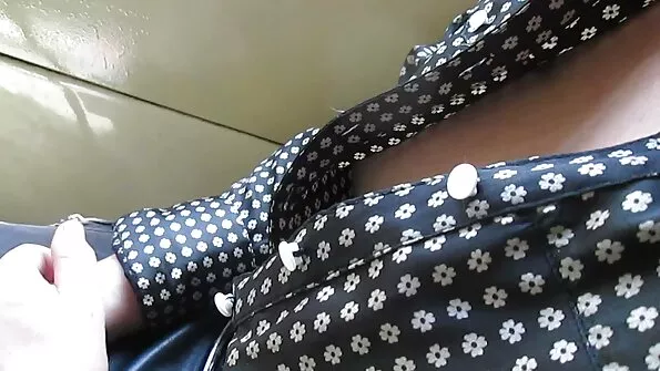 Thai Shemale poze xxx cu fete Mos tras-o fără șa