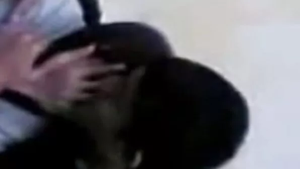 BoJo pipi când pizde goale poze futute in fata încornorat buric